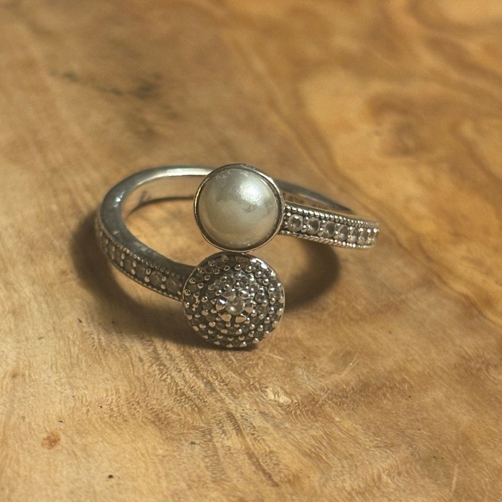 Pandora Luminous Glow Ring - 7.5